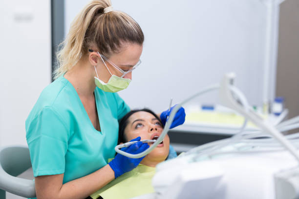 Best Emergency Wisdom Tooth Extraction in Sullivan, IL